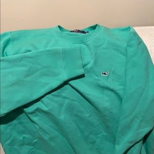 Vineyard Vines sweatshirt
